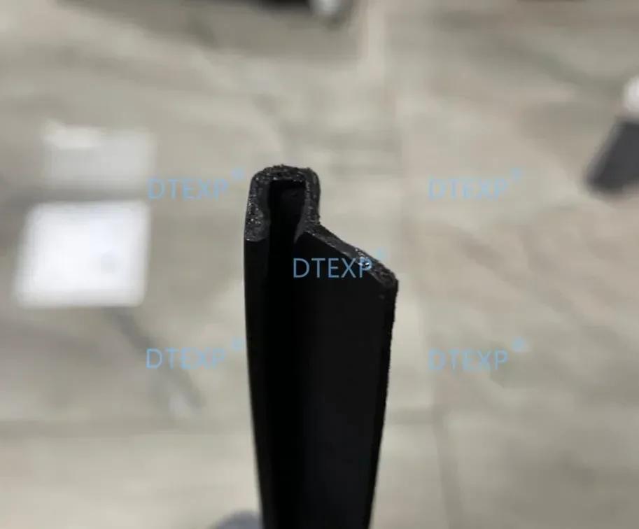 1 או 2 יחידות גומי אנכי לחלון שלישי 5 דלתות עבור פאג'רו V30 1989-1999 MB696541 גומי איטום עבור מונטרו V40 רצועת אטם 2